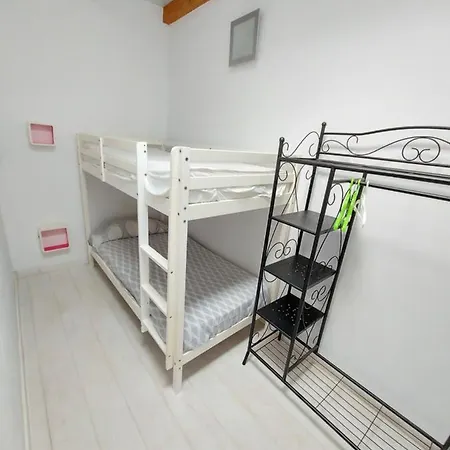 Charlotte Up Apartment